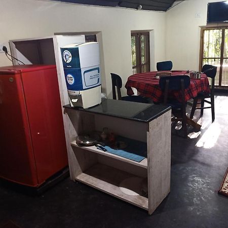 The Mana-Heritage Stay - Chengazhimattam Mana Kottayam Bagian luar foto