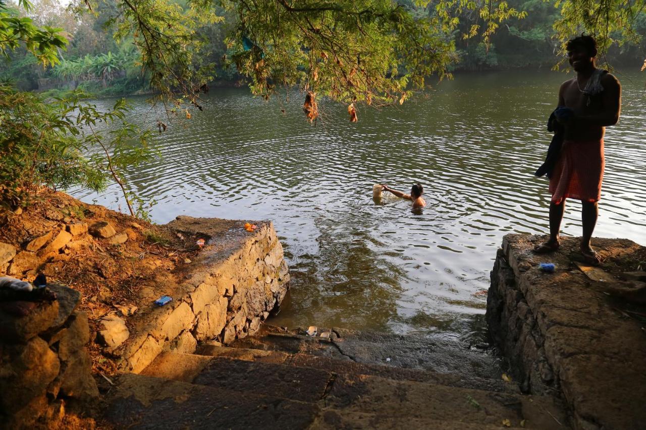 The Mana-Heritage Stay - Chengazhimattam Mana Kottayam Bagian luar foto